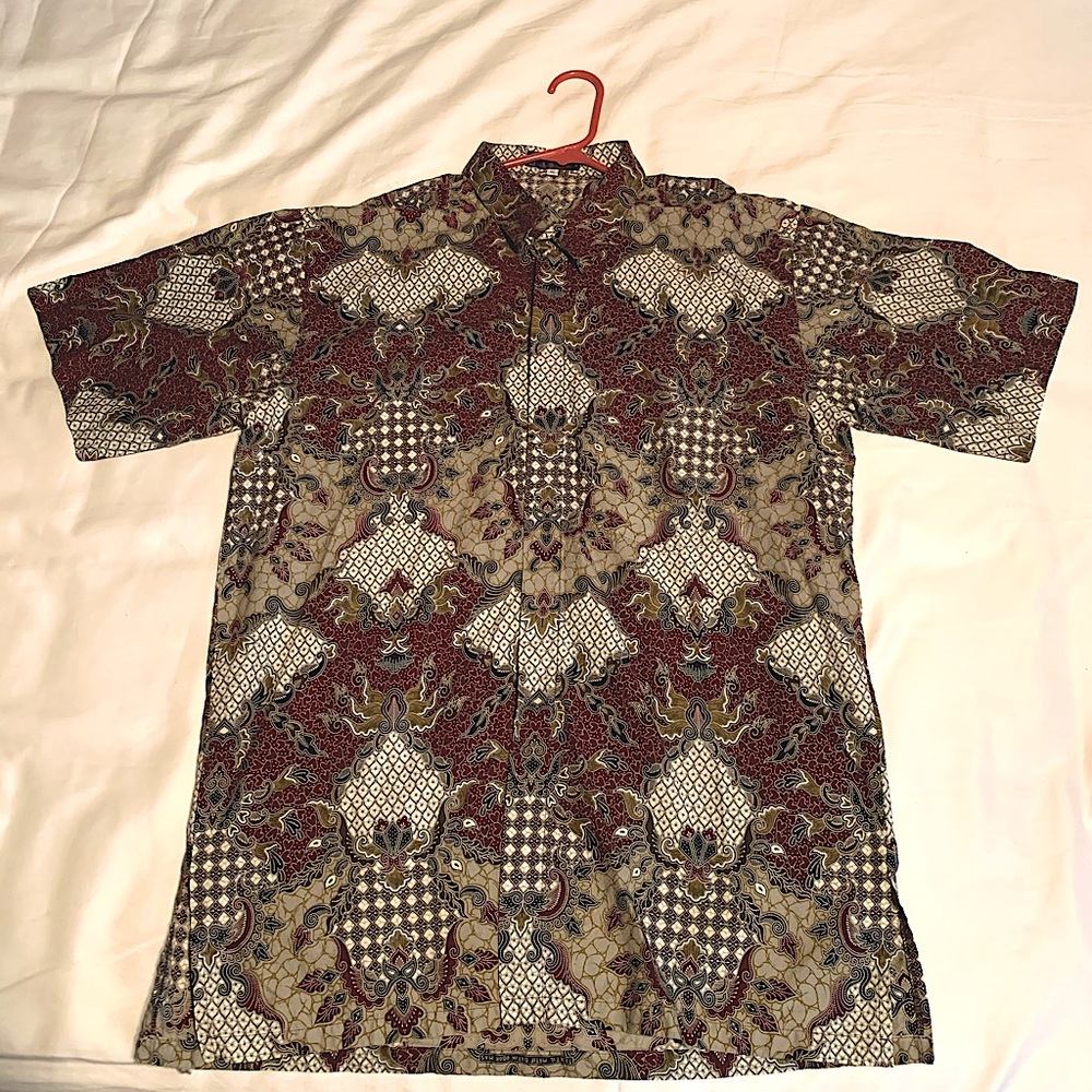 Singapore Collection button up Short sleeve shirt